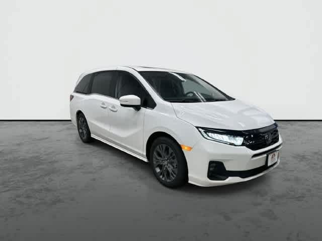 Certified 2026 Honda Odyssey Touring image 6