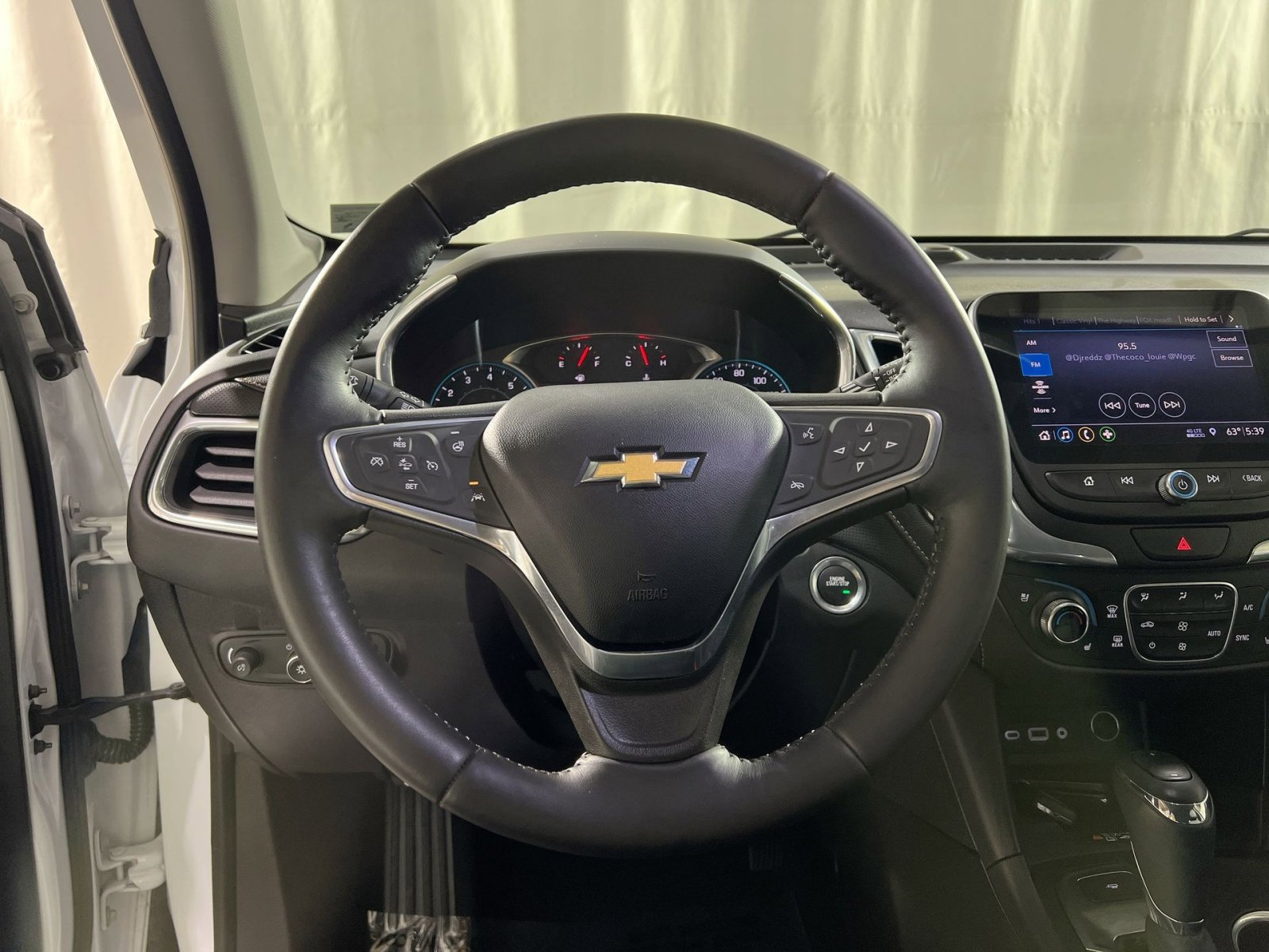 Used 2019 Chevrolet Equinox Premier image 22