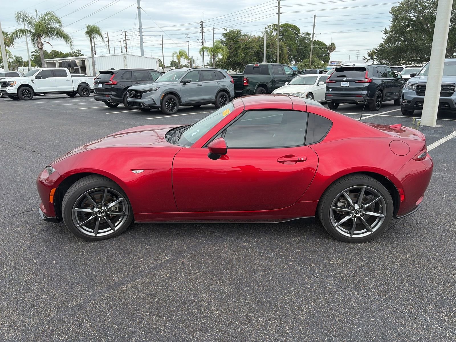 Used 2020 MAZDA MX-5 Miata RF Grand Touring RWD image 4