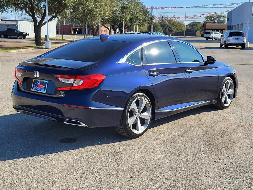 Used 2018 Honda Accord Touring image 7