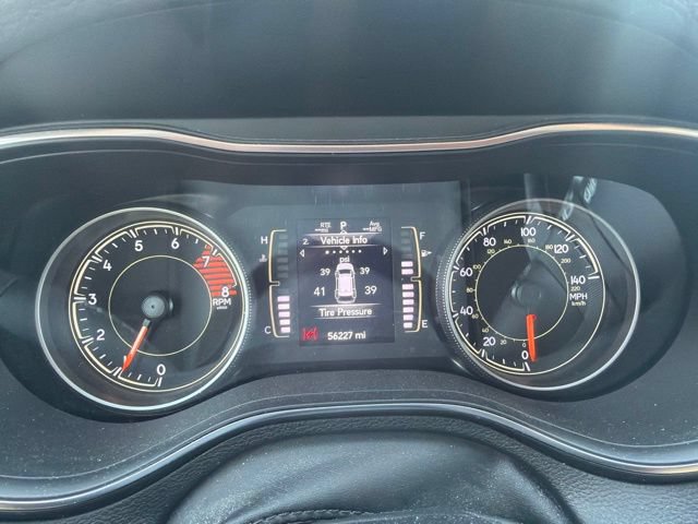 Used 2020 Jeep Cherokee Latitude Lux w/ Comfort/Convenience Group AWD/4WD image 4