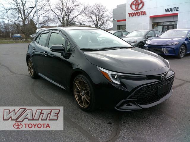 Certified 2025 Toyota Corolla Hatchback w/ SE Package