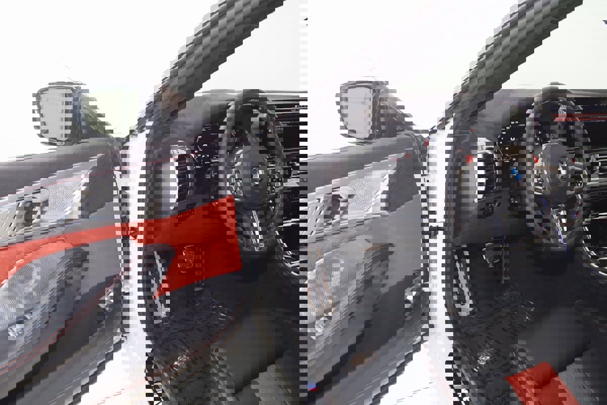 Used 2025 BMW M8 Competition image 66