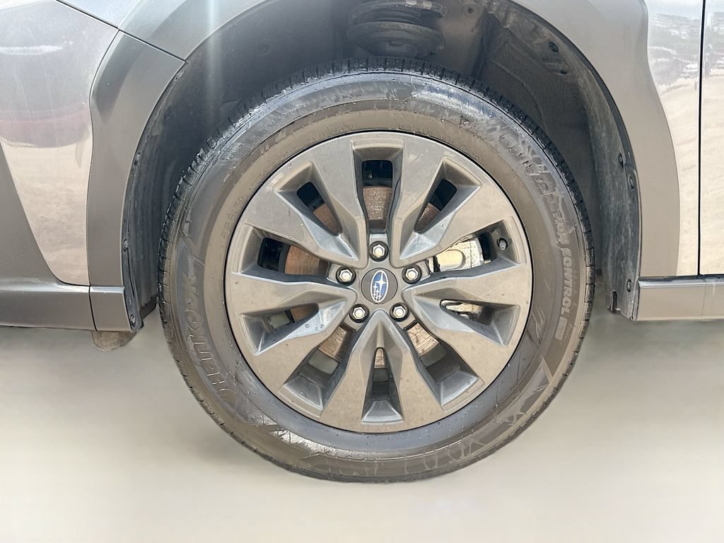 Used 2024 Subaru Outback Onyx Edition AWD/4WD image 32