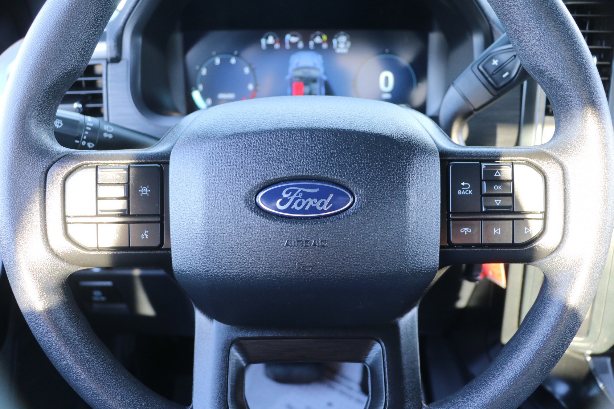 Used 2025 Ford F150 STX w/ Equipment Group 200A image 16