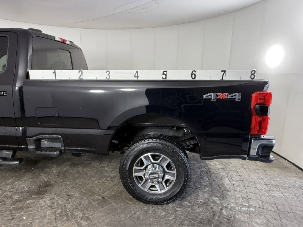 Used 2023 Ford F250 Lariat AWD/4WD image 5