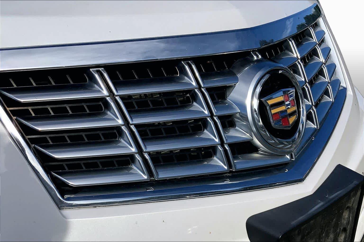 Used 2014 Cadillac SRX Luxury FWD image 30