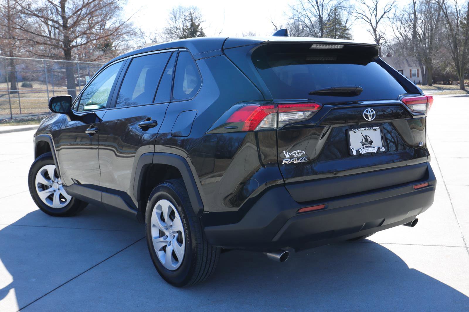 Used 2024 Toyota RAV4 LE image 14