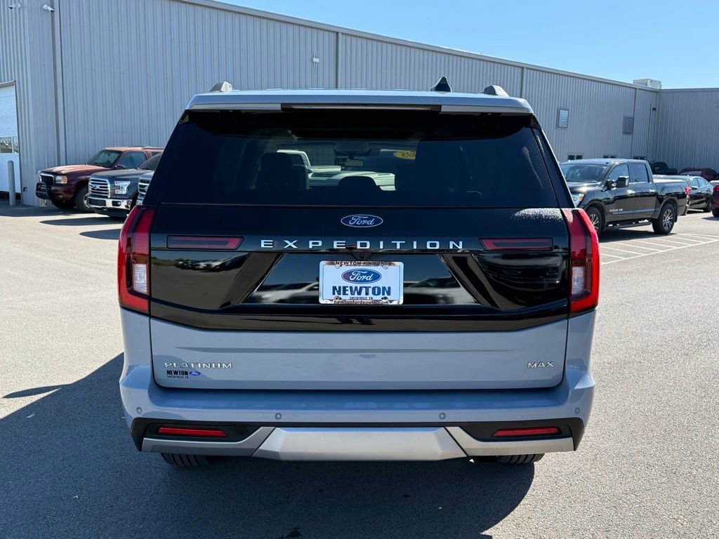 Used 2025 Ford Expedition Max Platinum w/ Platinum Ultimate Package AWD/4WD image 35