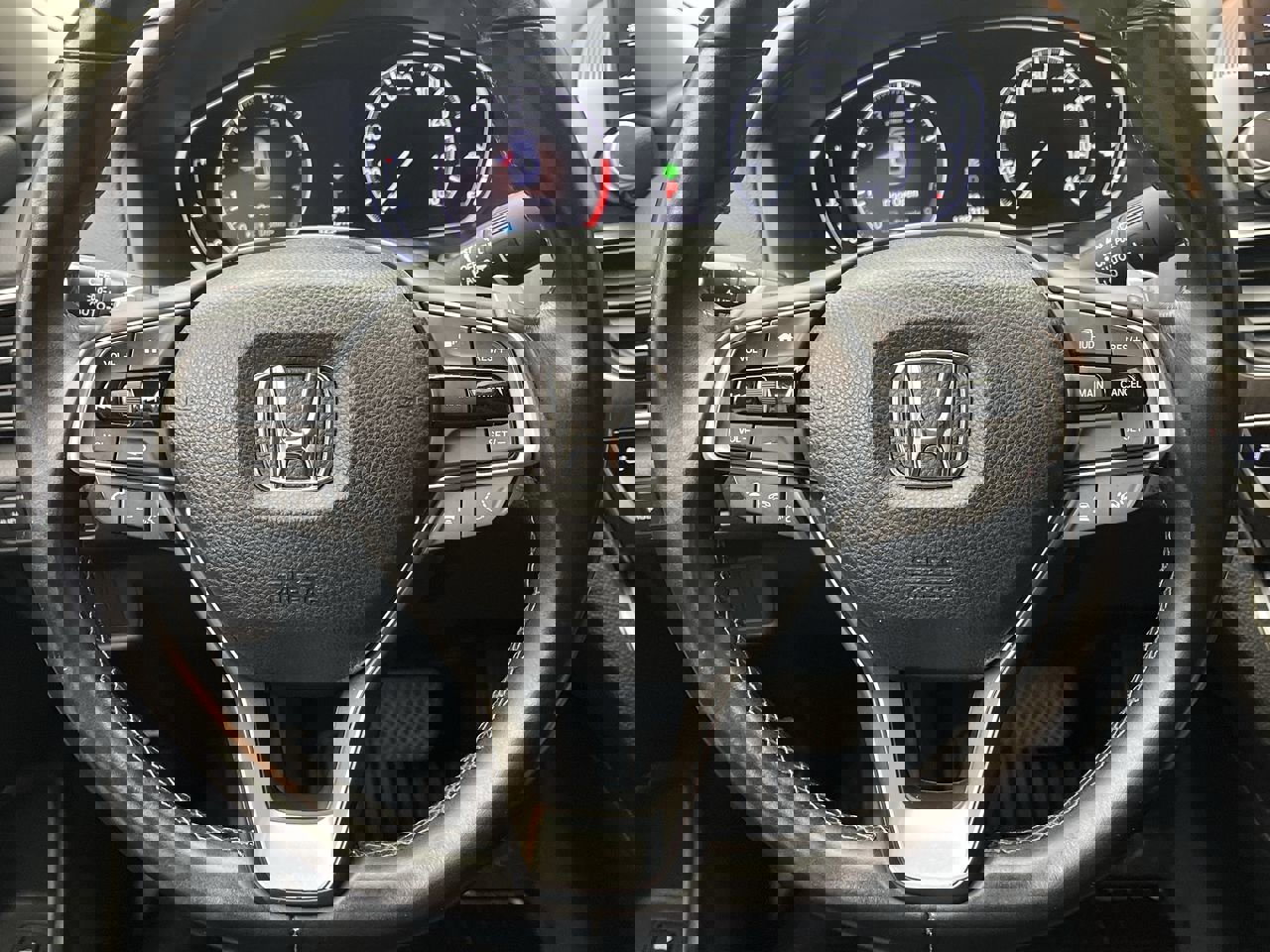 Used 2018 Honda Accord Touring image 15