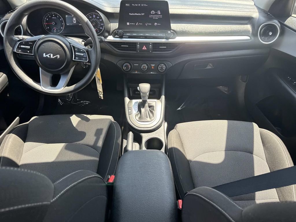 Used 2024 Kia Forte LXS FWD image 15
