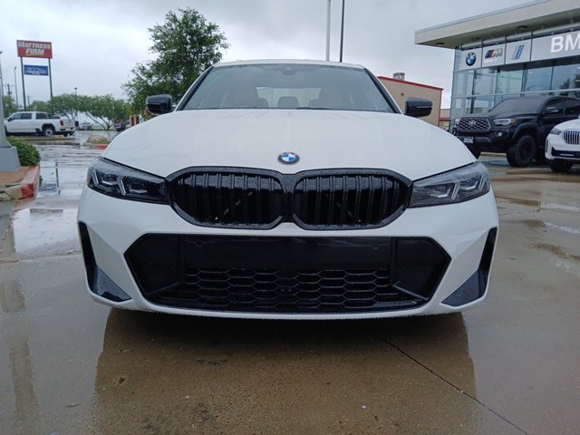 New 2026 BMW 330i Sedan w/ M Sport Package RWD image 3