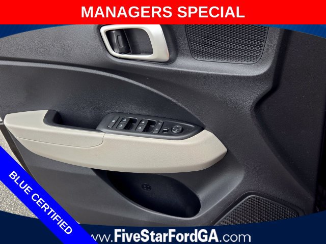Used 2026 Hyundai Venue SEL FWD image 27