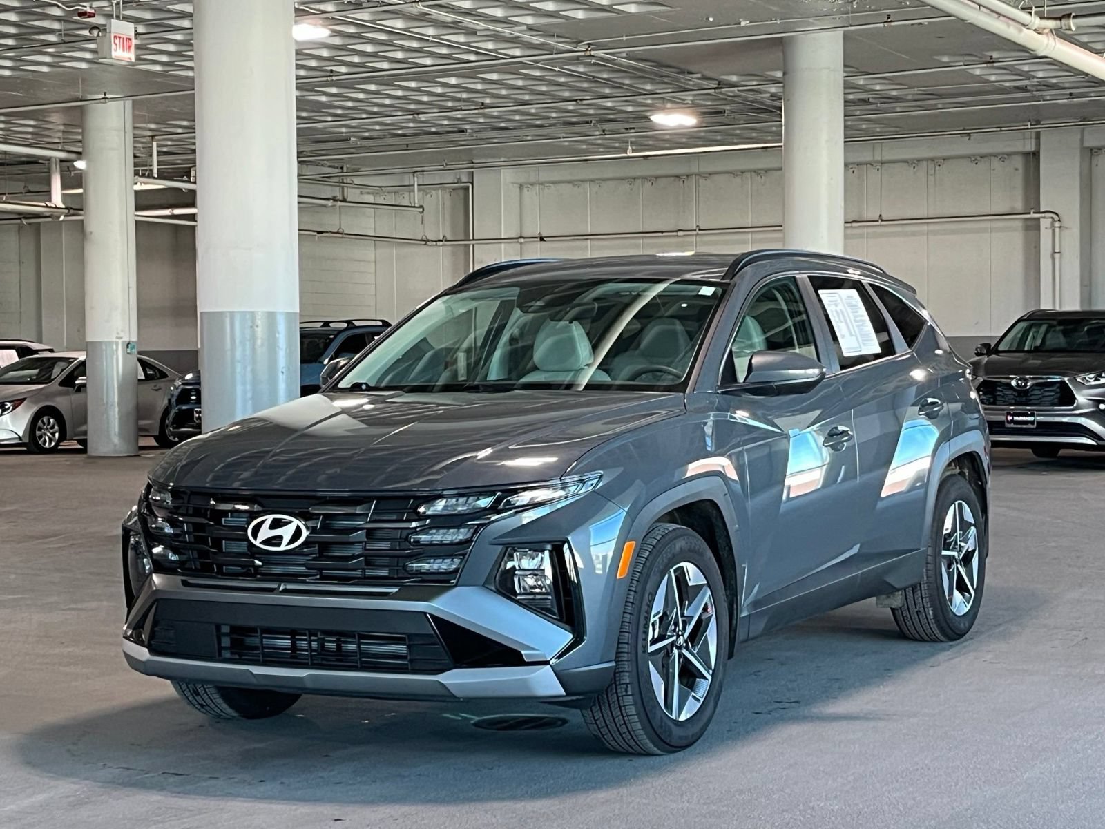 Used 2025 Hyundai Tucson SEL FWD image 4