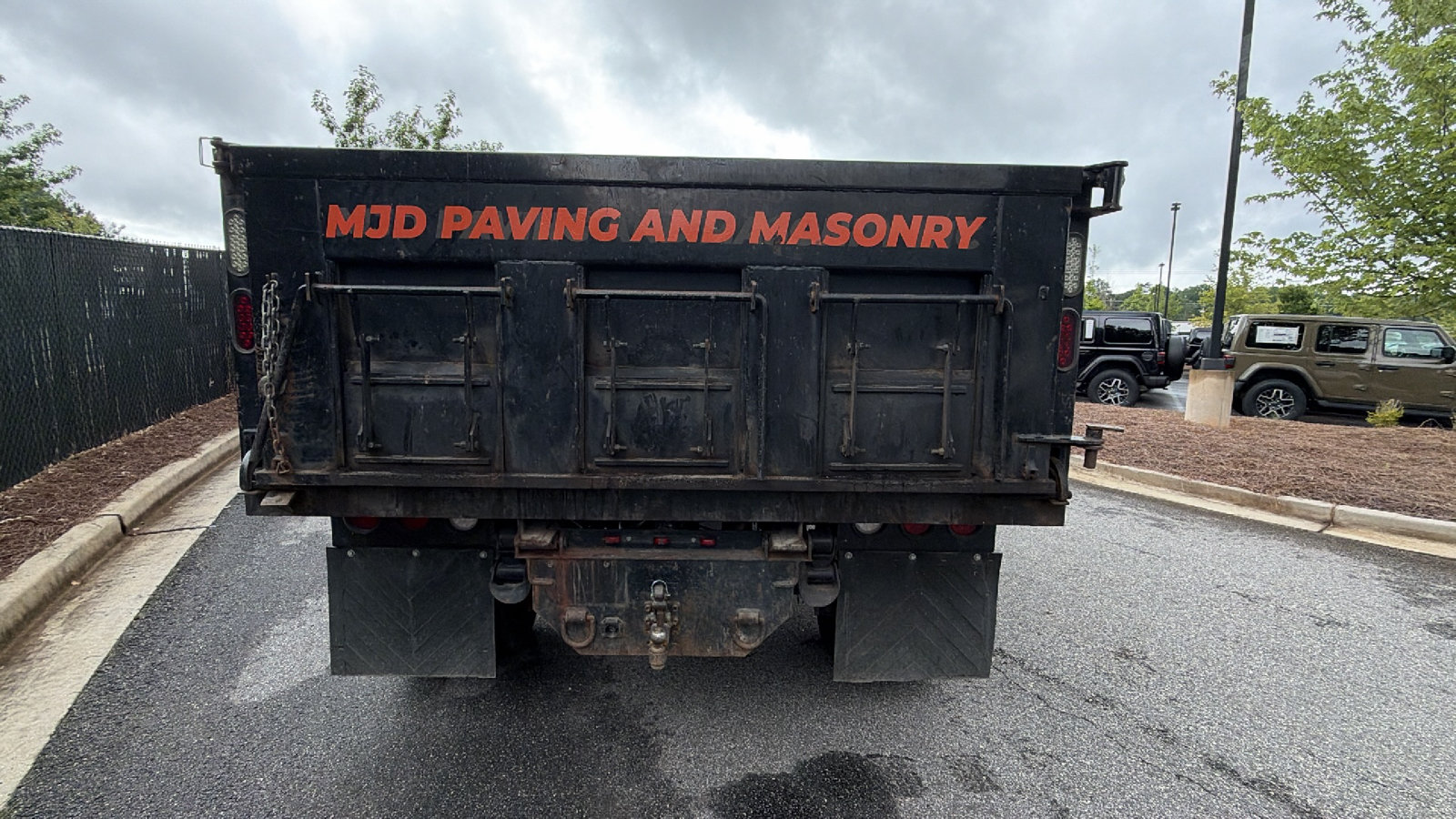 Used 2024 RAM 5500 Tradesman w/ Chrome Appearance Group AWD/4WD image 9