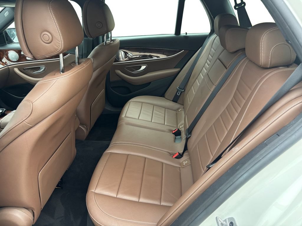 Used 2020 Mercedes-Benz E 450 4MATIC Wagon image 13