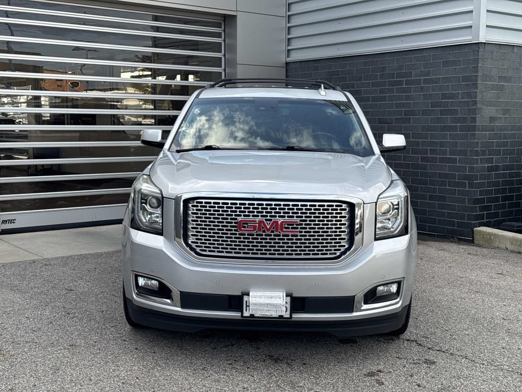 Used 2016 GMC Yukon Denali w/ Open Road Package AWD/4WD image 2