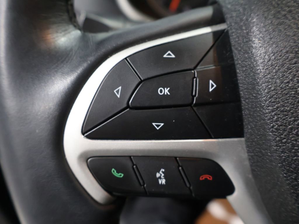 Used 2018 Jeep Cherokee Trailhawk w/ Comfort/Convenience Group image 35