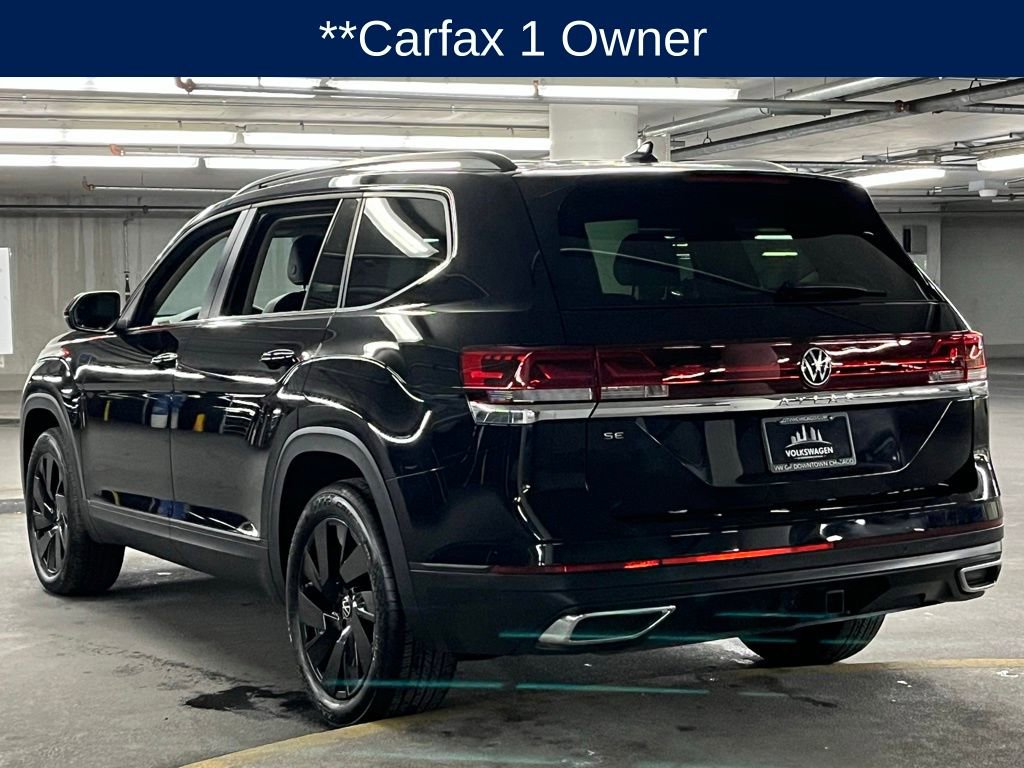 Used 2025 Volkswagen Atlas SE w/ Panoramic Sunroof Package image 5