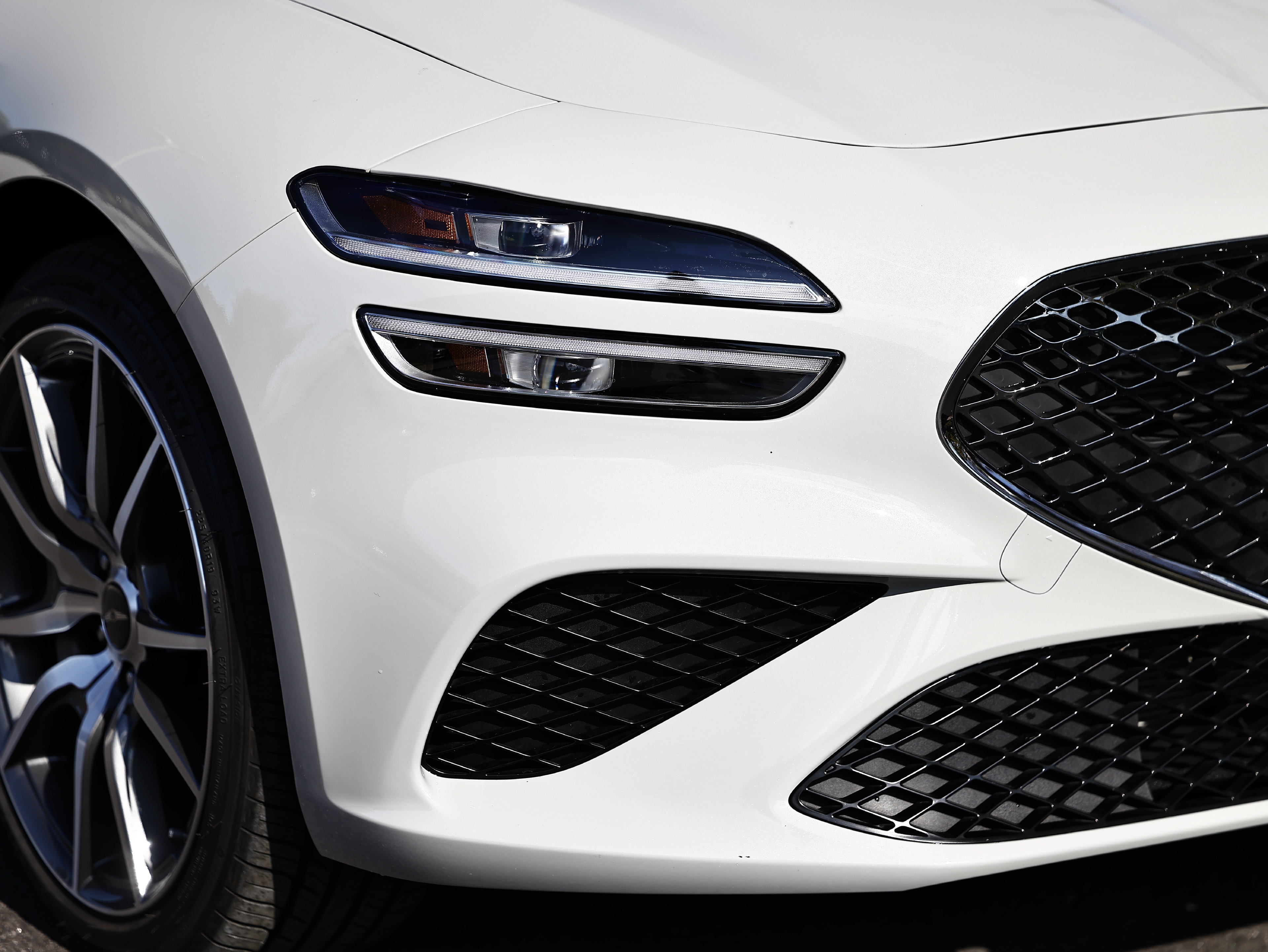 Used 2026 Genesis G70 2.5T AWD/4WD image 2