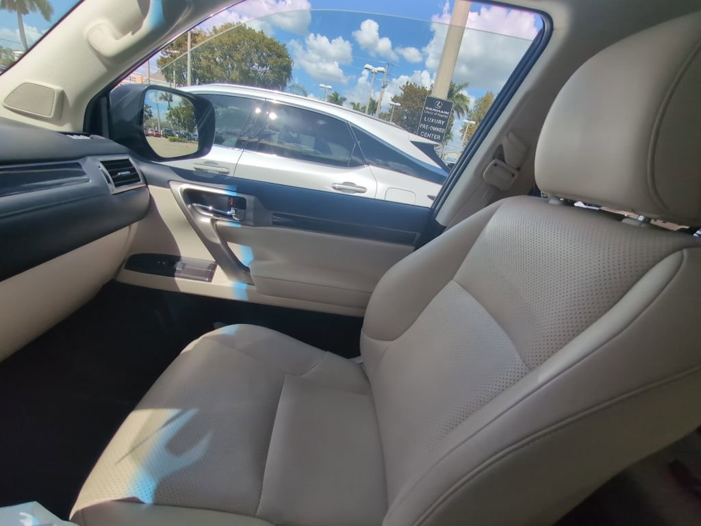 Certified 2020 Lexus GX 460 Luxury w/ Accessory Package image 20