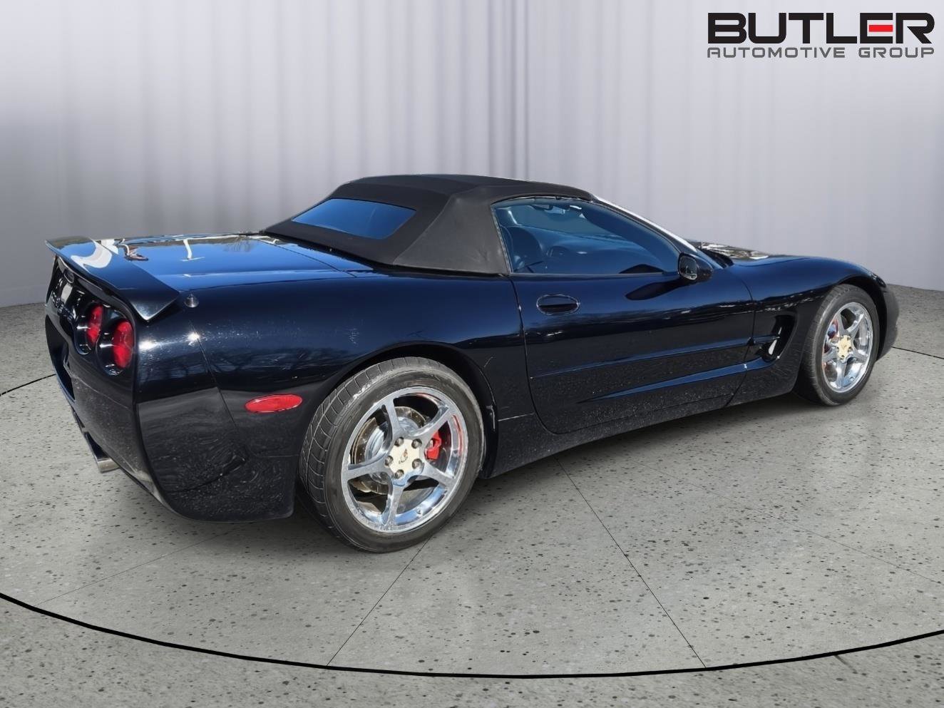 Used 2004 Chevrolet Corvette Convertible w/ Preferred Equipment Group image 6