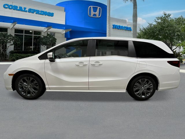 New 2026 Honda Odyssey Touring image 2