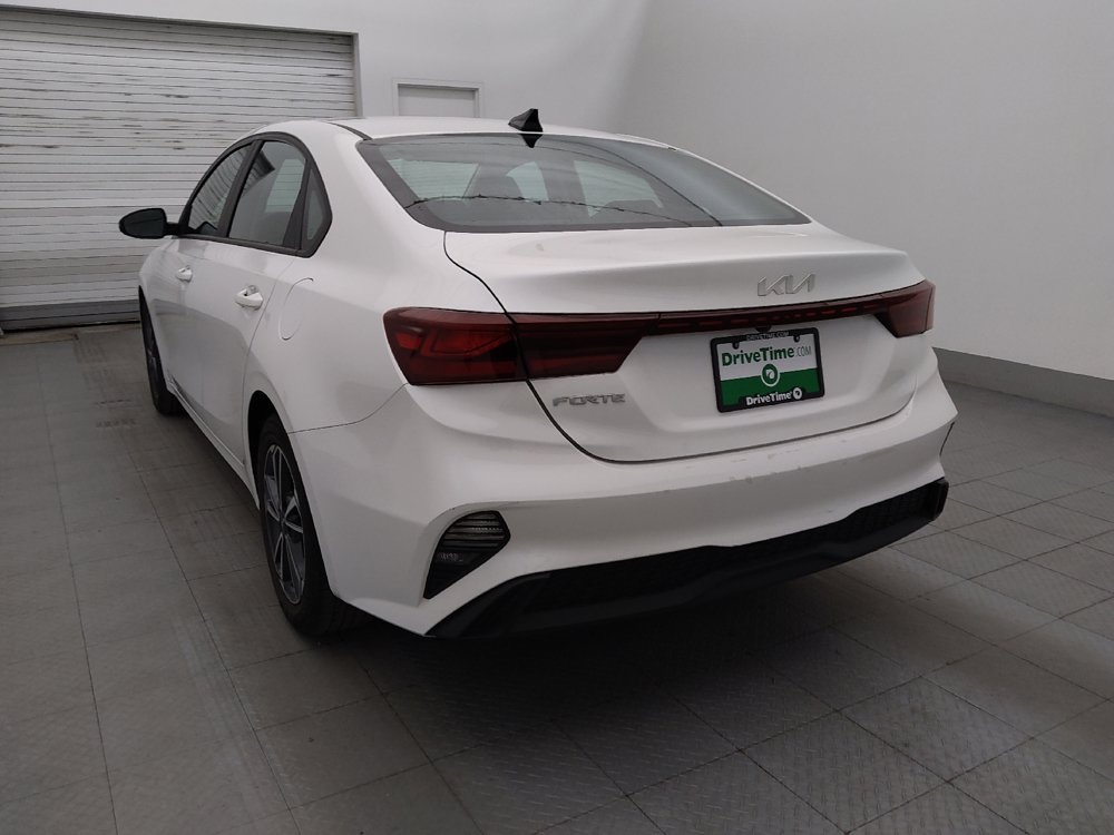 Used 2023 Kia Forte LXS w/ LXS Technology Package FWD image 5