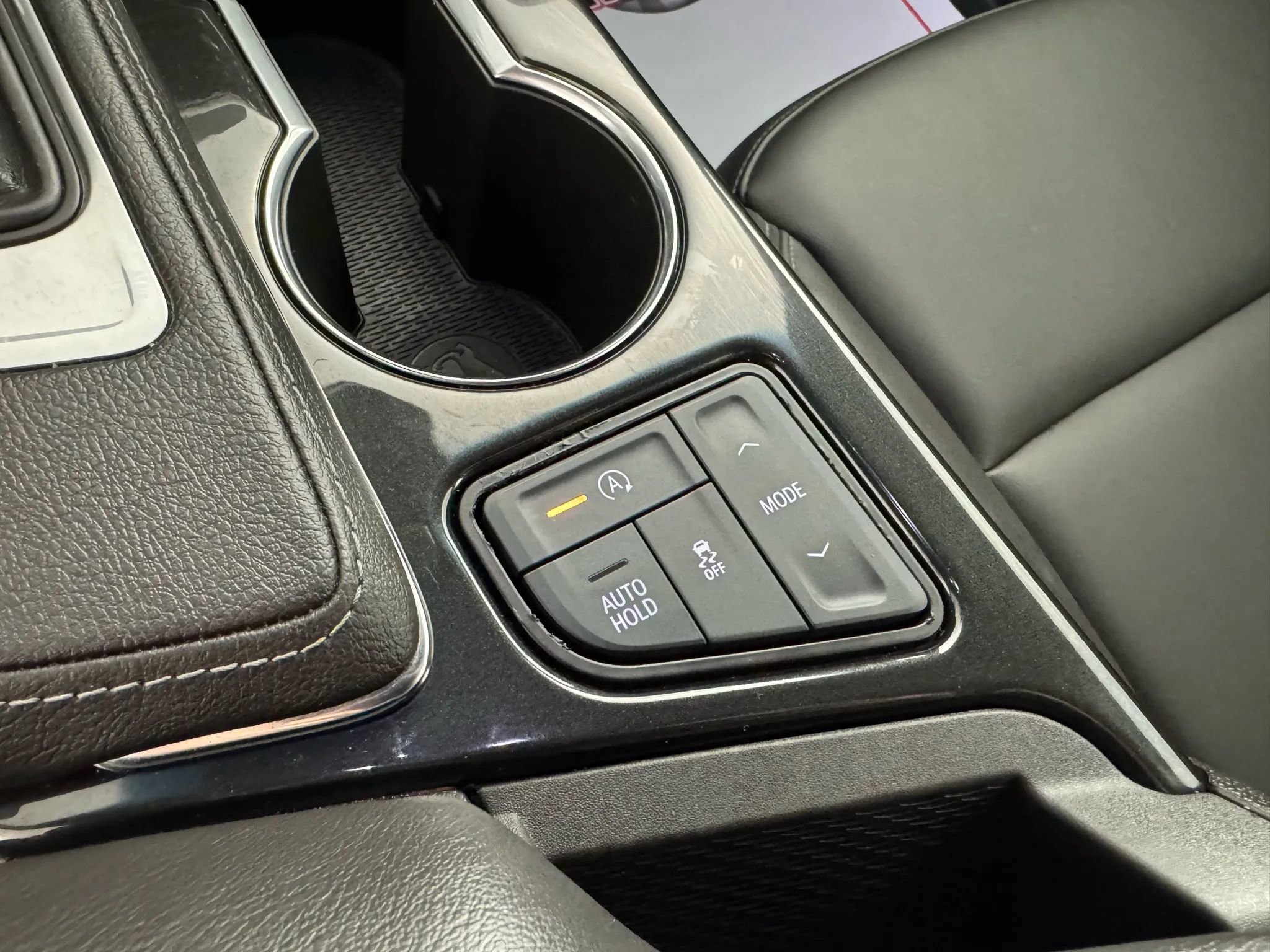 Used 2022 Cadillac CT4 Luxury w/ Sun And Sound Package AWD/4WD image 24