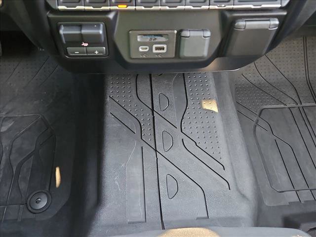 Used 2019 Chevrolet Silverado 1500 LT w/ All-Star Edition image 11