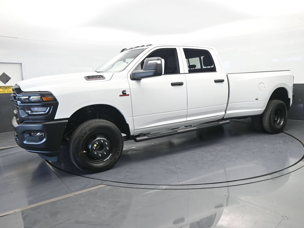 Used 2026 RAM 3500 Tradesman AWD/4WD image 2