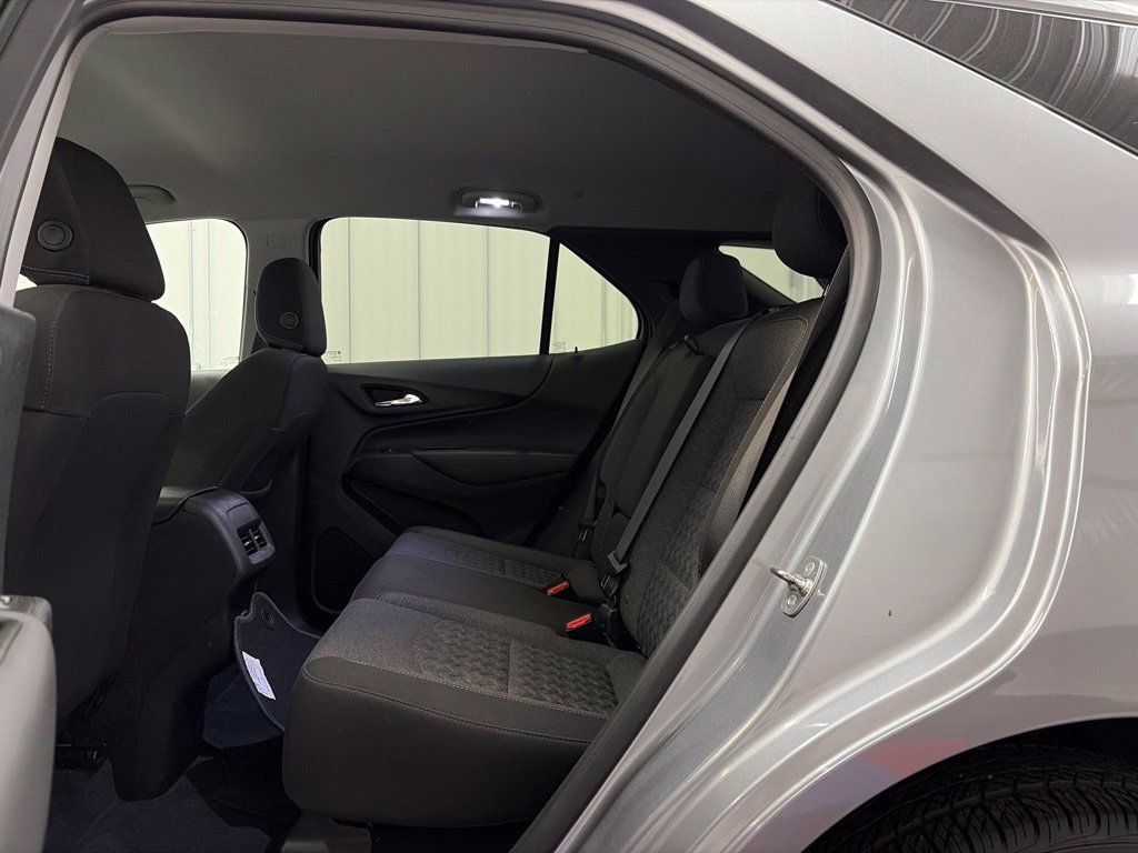 Used 2024 Chevrolet Equinox LT AWD/4WD image 14