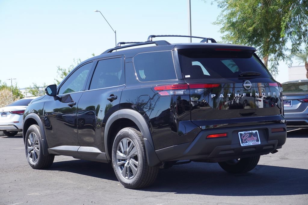 New 2025 Nissan Pathfinder SV image 3