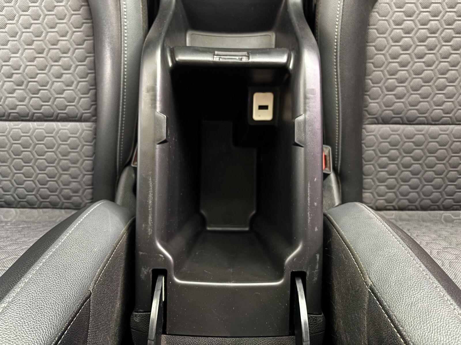 Used 2017 Chevrolet Colorado Z71 image 36