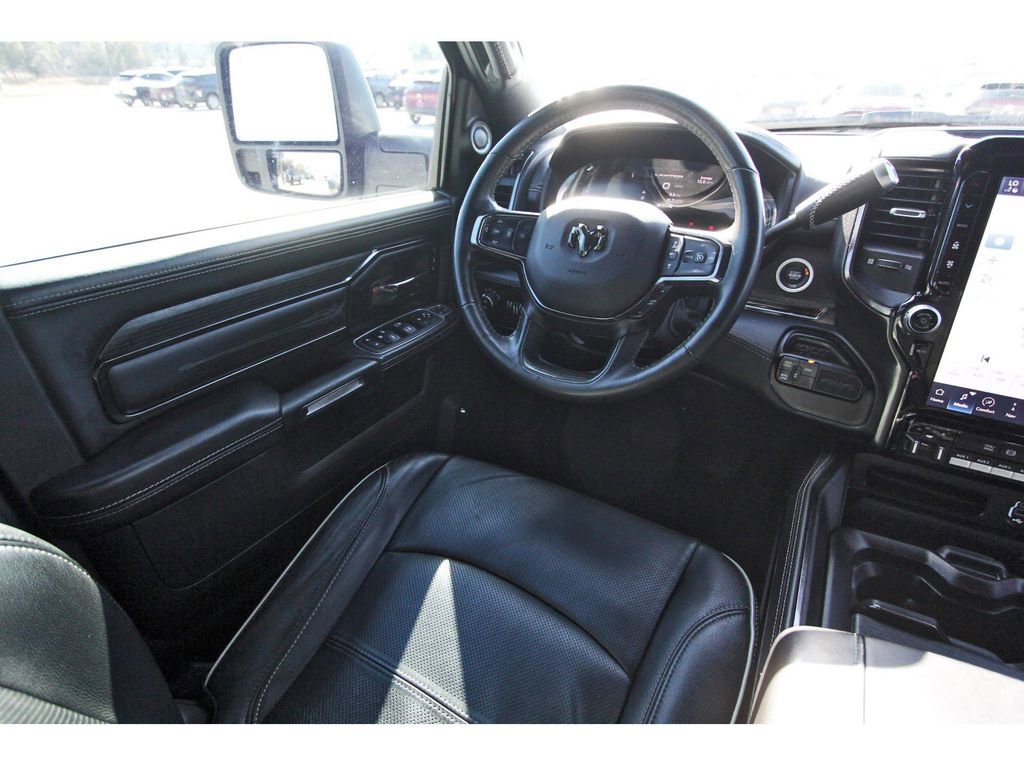 Used 2024 RAM 3500 Limited image 11