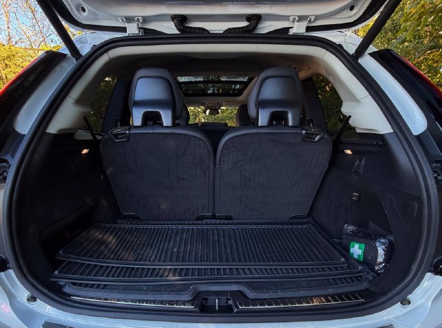 Used 2025 Volvo XC90 T8 Ultra w/ Protection Package Premier AWD/4WD image 40