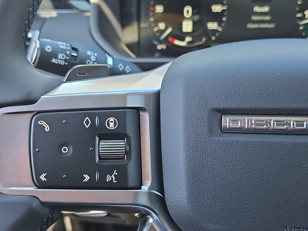 New 2026 Land Rover Discovery S AWD/4WD image 19