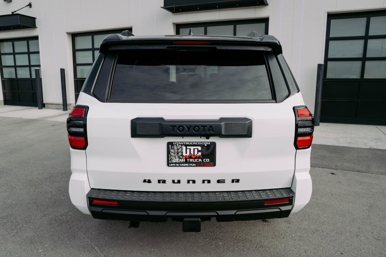 Used 2025 Toyota 4Runner SR5 image 8