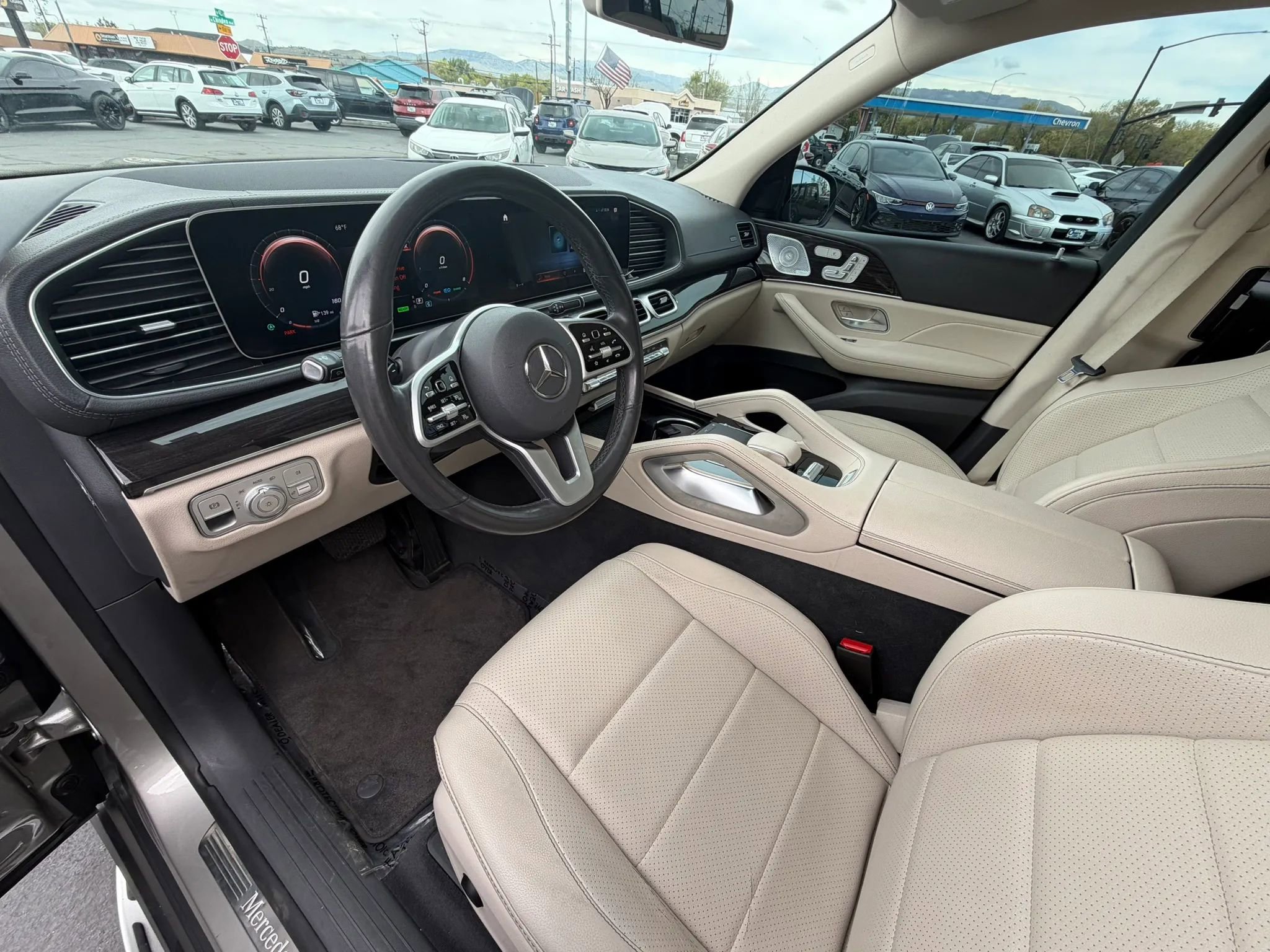 Used 2020 Mercedes-Benz GLS 450 4MATIC image 10
