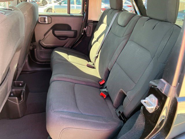 Used 2023 Jeep Wrangler Unlimited Sport AWD/4WD image 25