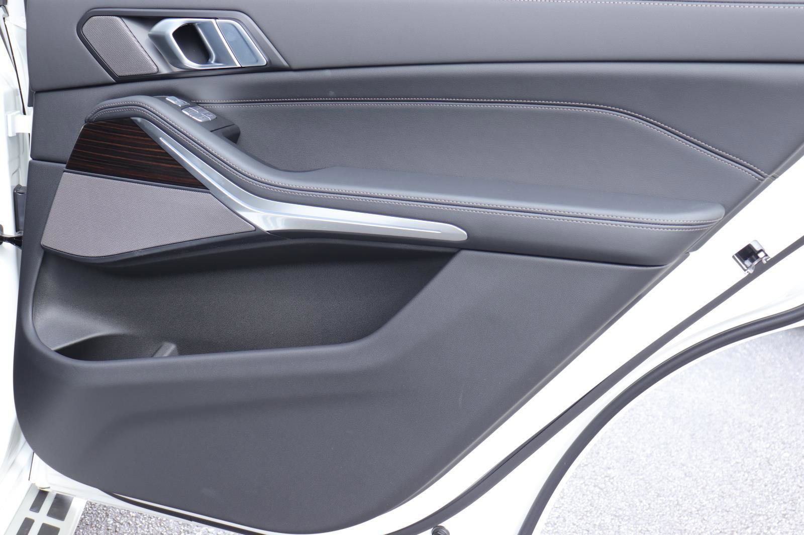 New 2026 BMW X7 xDrive40i image 23