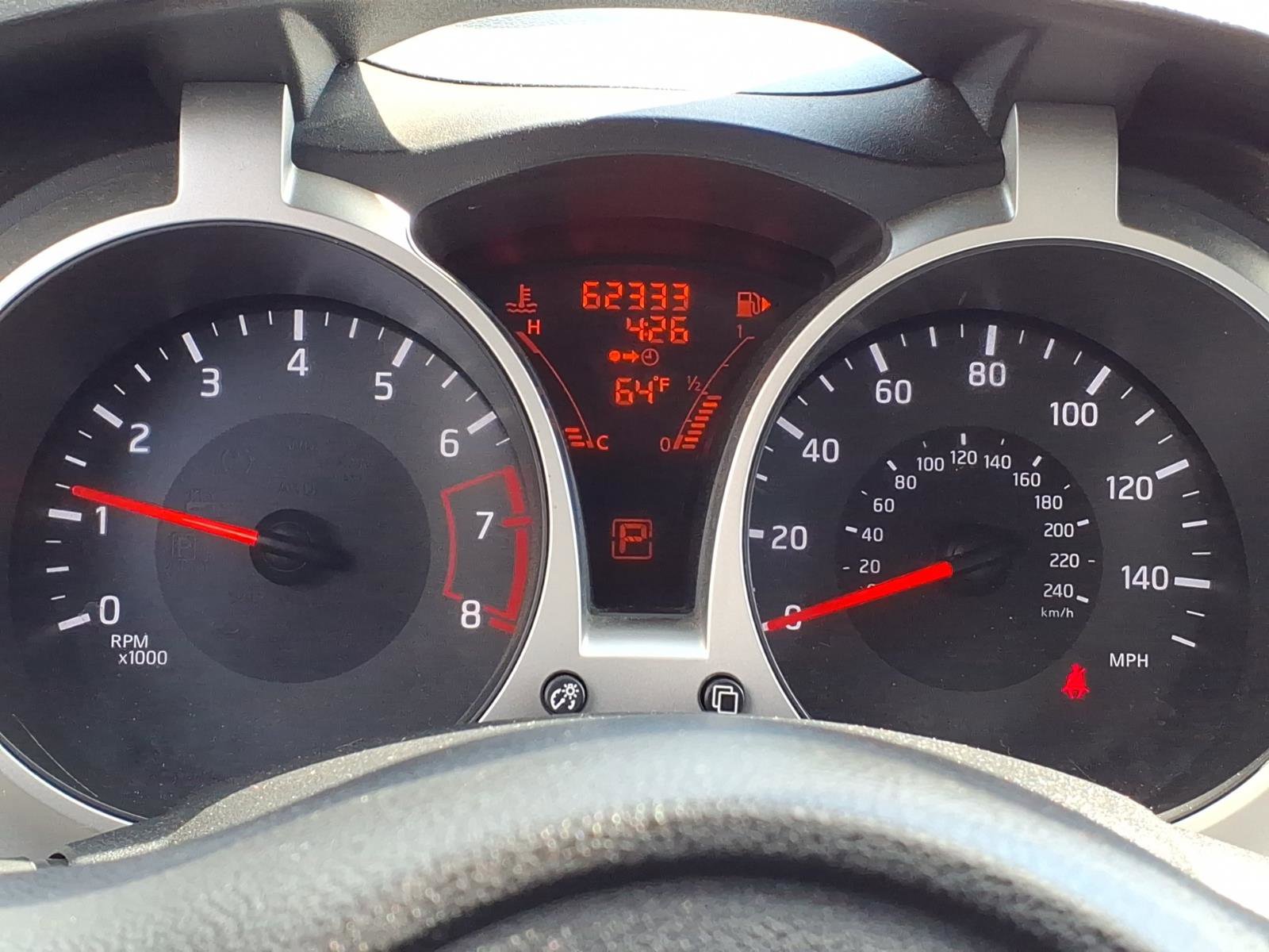 Used 2015 Nissan Juke SV w/ Technology Package AWD/4WD image 25