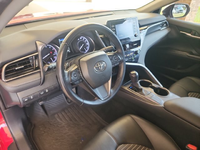 Used 2023 Toyota Camry SE FWD image 11