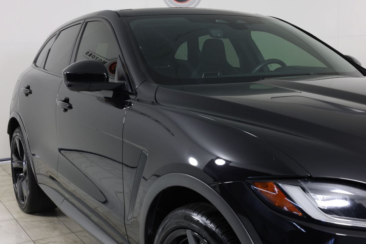 Used 2021 Jaguar F-PACE SVR AWD/4WD image 38