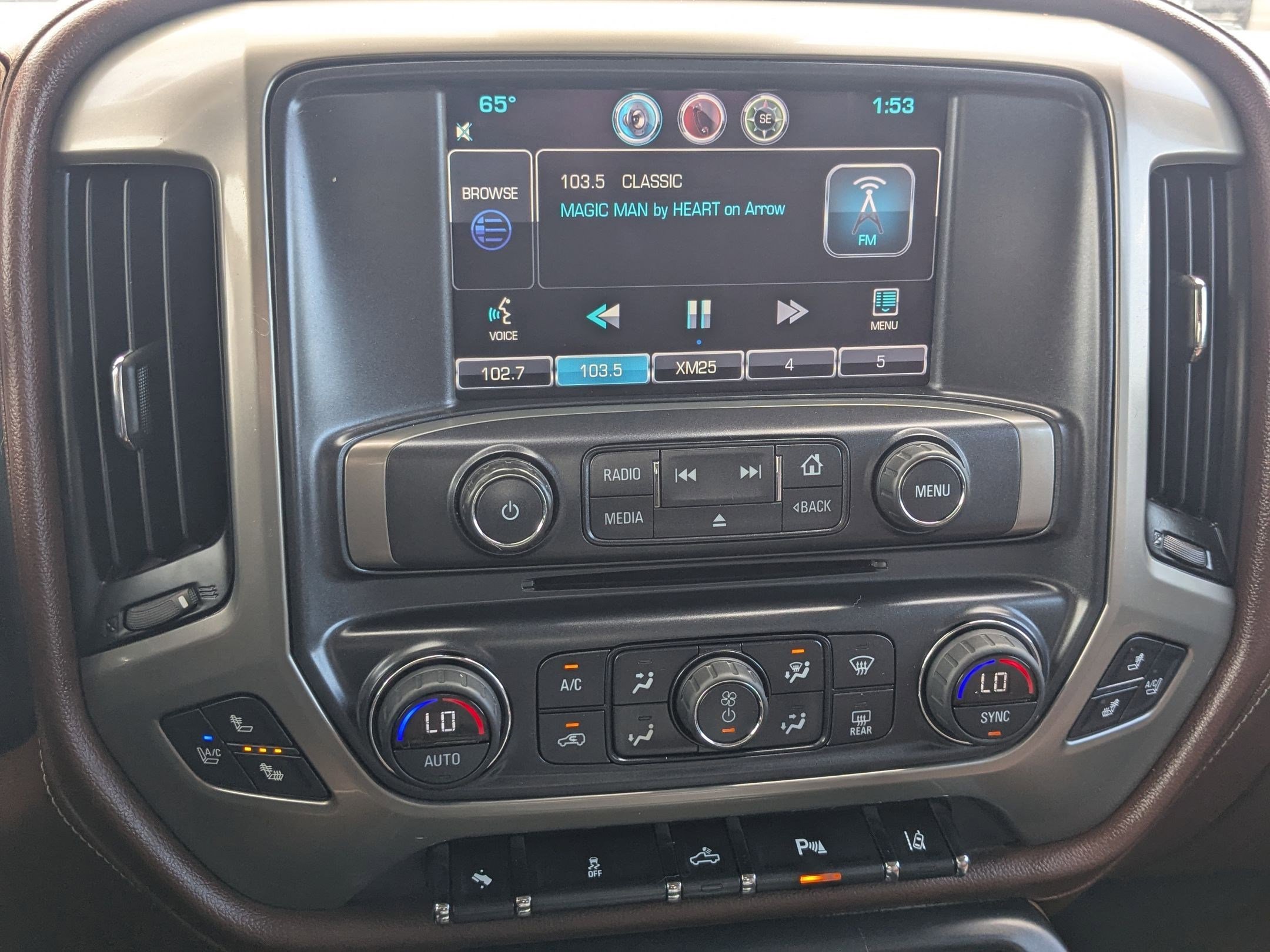 Used 2014 Chevrolet Silverado 1500 High Country AWD/4WD image 22