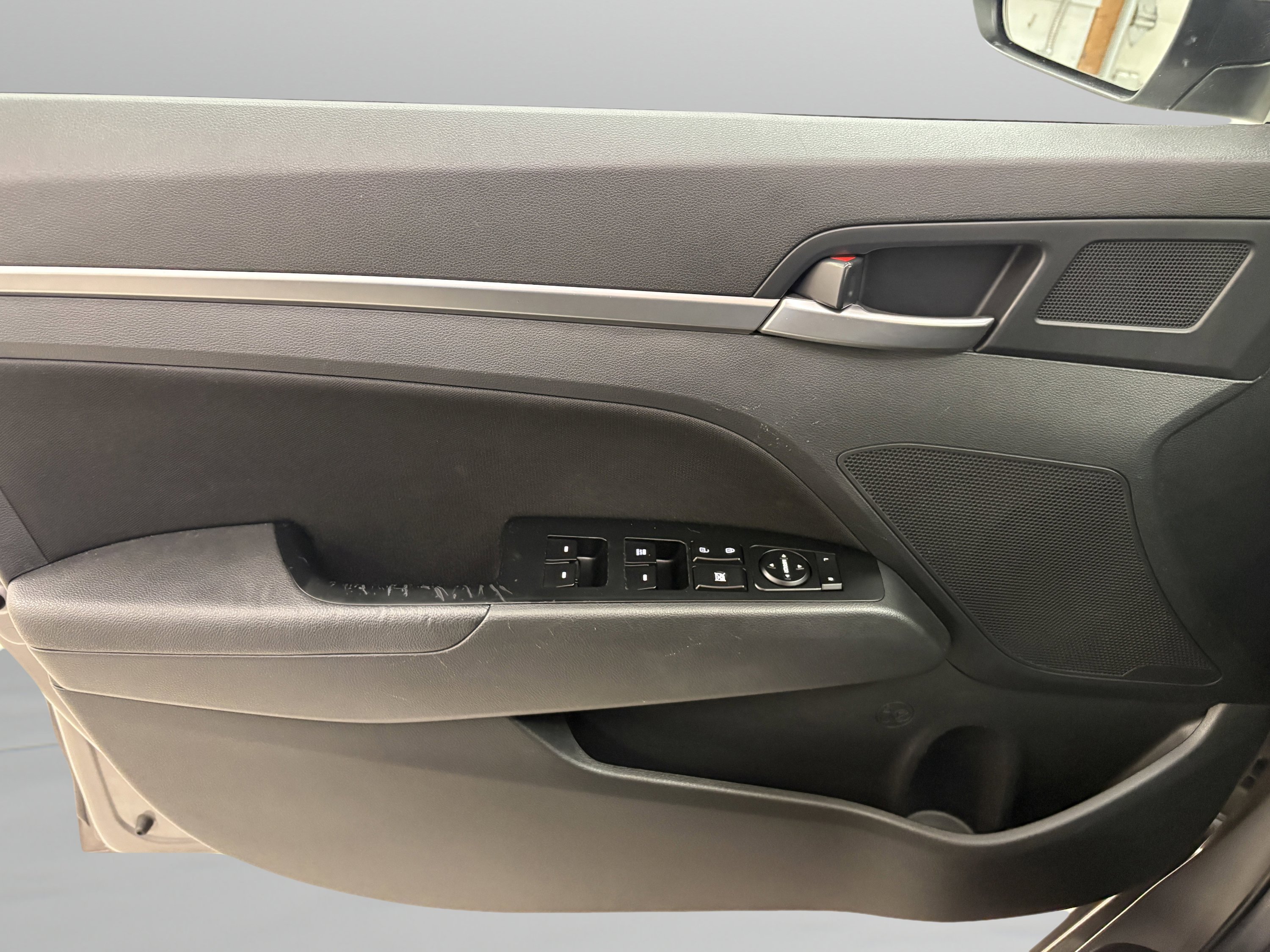 Used 2020 Hyundai Elantra SEL w/ Cargo Package (C1) image 27