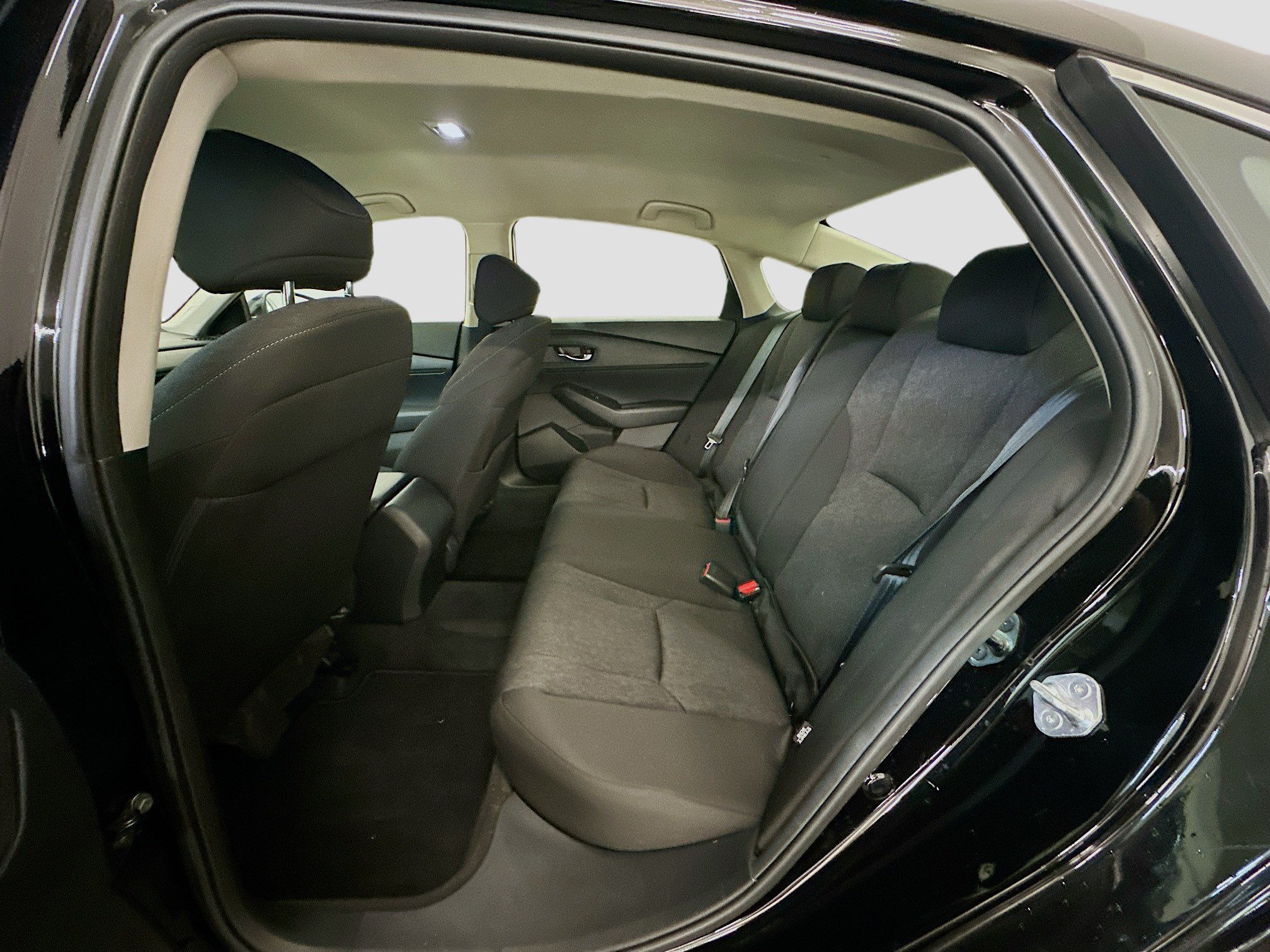 Used 2023 Honda Accord LX image 27