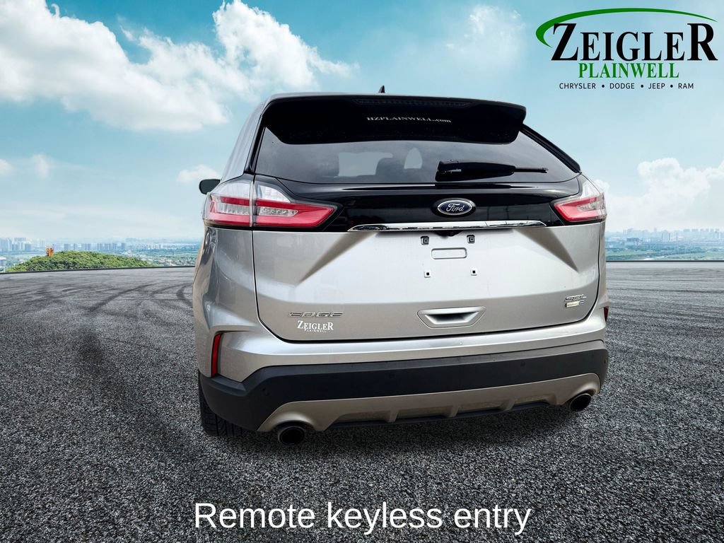 Used 2020 Ford Edge SEL w/ Convenience Package AWD/4WD image 4