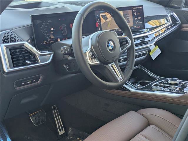 New 2026 BMW X7 M60i image 3
