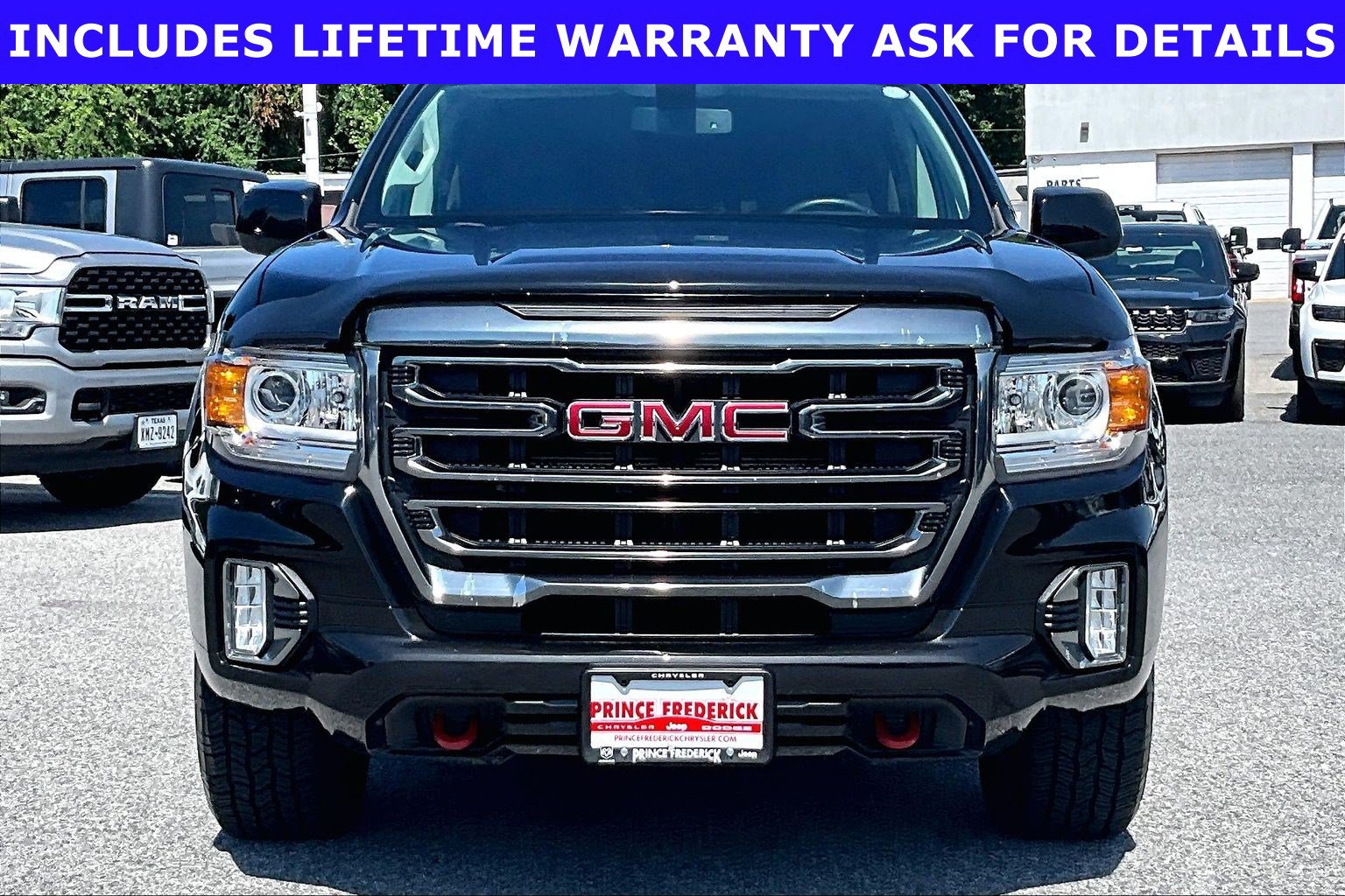 Used 2022 GMC Canyon AT4 w/ Trailering Package AWD/4WD image 2